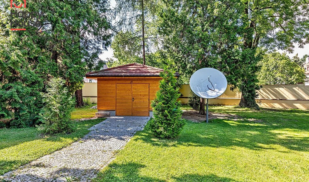 Pronájem domu 827 m² s pozemkem 8 770 m², Praha – náhled fotky 21