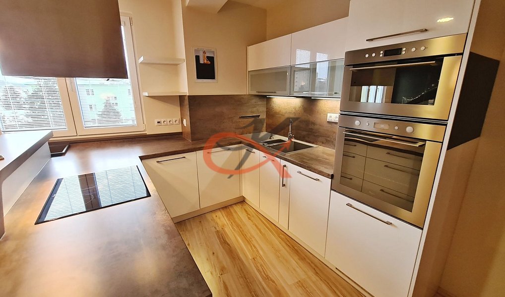 Pronájem bytu 2+1 74 m², Rožnov pod Radhoštěm – náhled fotky 6