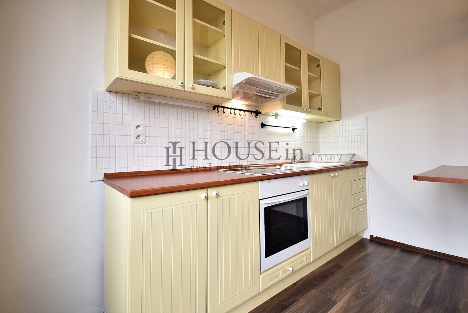 Pronájem bytu 2+kk 40 m² – fotografie 4