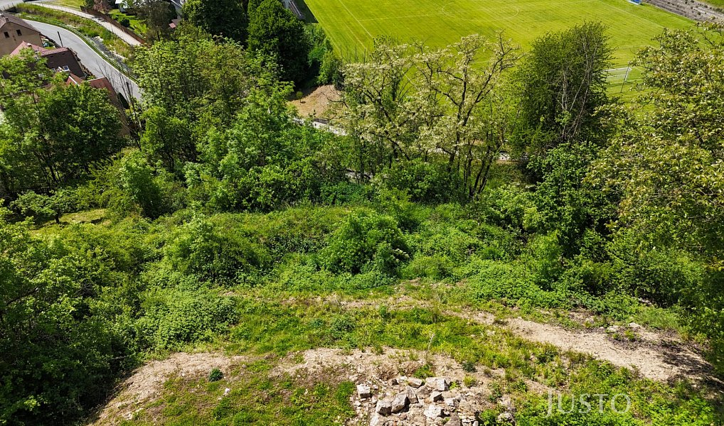 Prodej stavebního pozemku 2 519 m², Povrly – náhled fotky 36