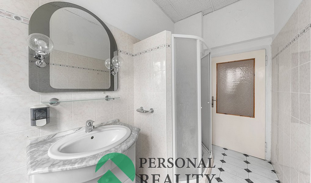 Prodej domu 162 m² s pozemkem 803 m², Chomutov – náhled fotky 11
