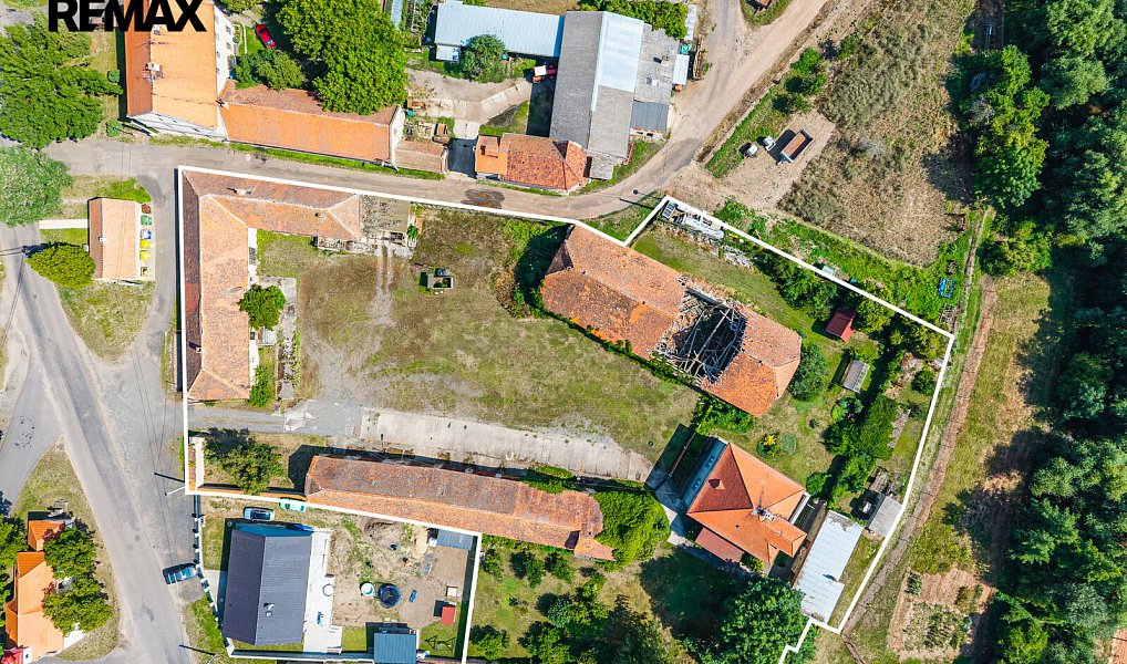 Prodej domu 400 m² s pozemkem 6 191 m², Blšany – náhled fotky 3