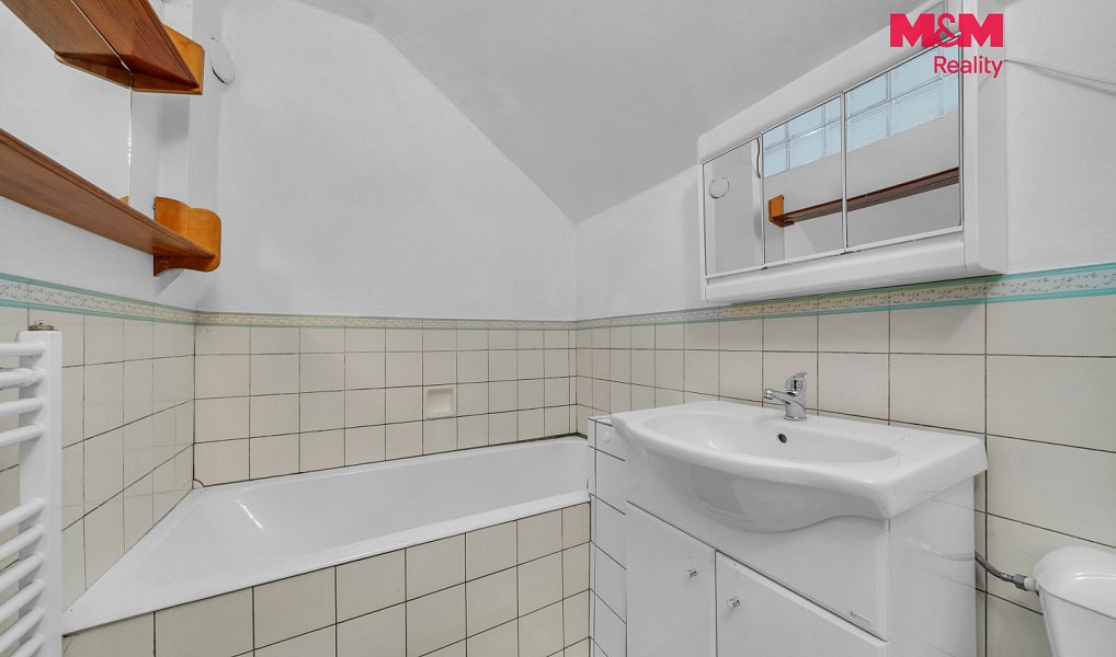Prodej domu 678 m² s pozemkem 640 m², Úsobí – náhled fotky 8