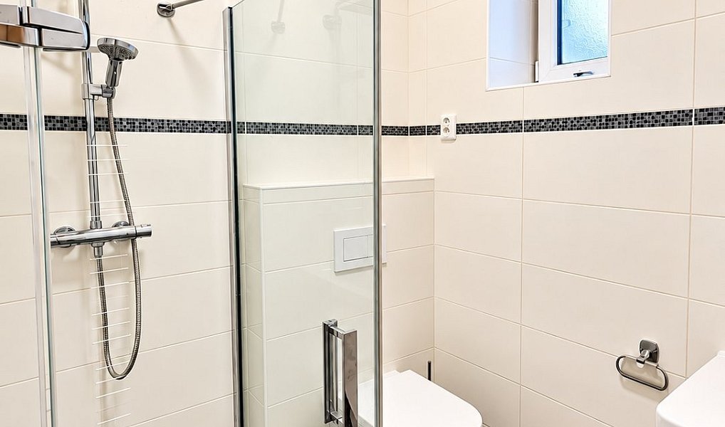 Prodej domu 330 m² s pozemkem 2 279 m², Kojetice – náhled fotky 27