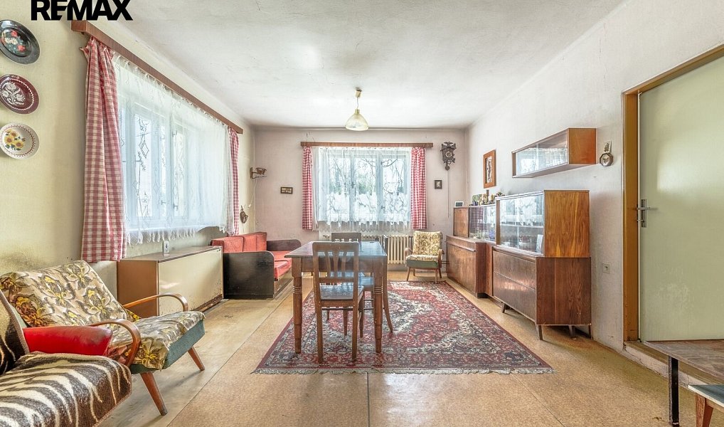 Prodej domu 180 m² s pozemkem 629 m², Dobrovice – náhled fotky 8