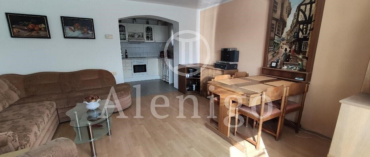 Prodej domu 275 m² s pozemkem 676 m² – fotografie 3