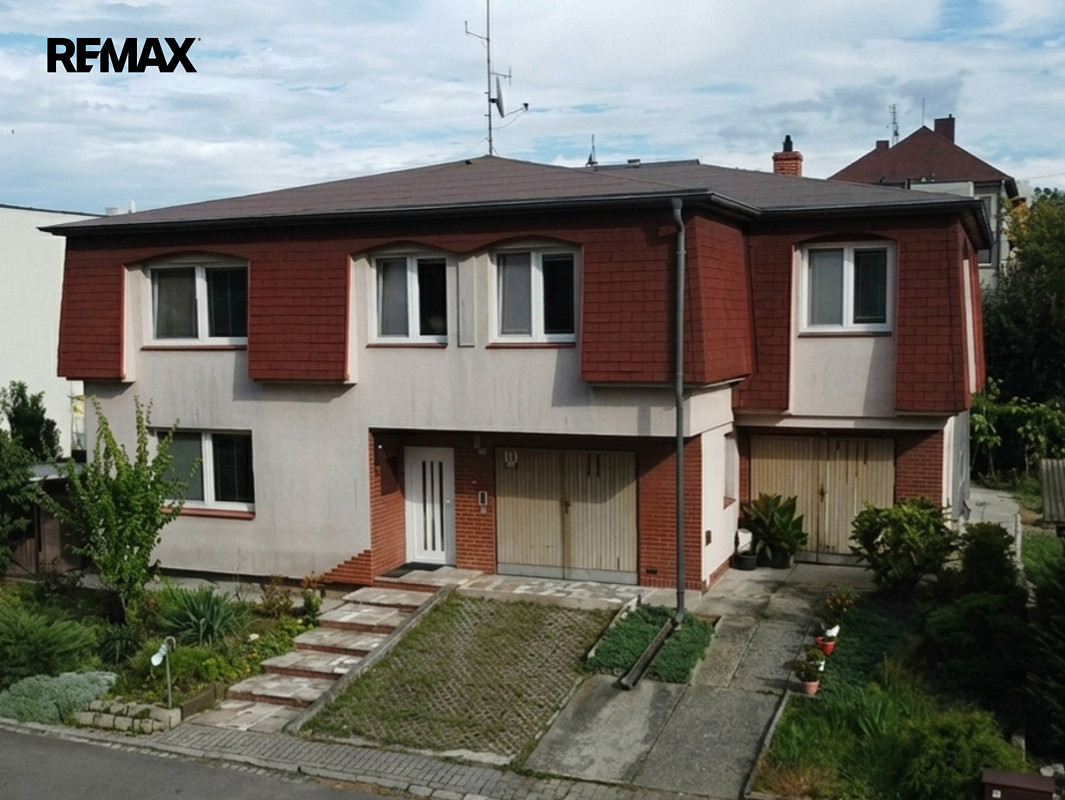 Prodej domu 260 m² s pozemkem 572 m²