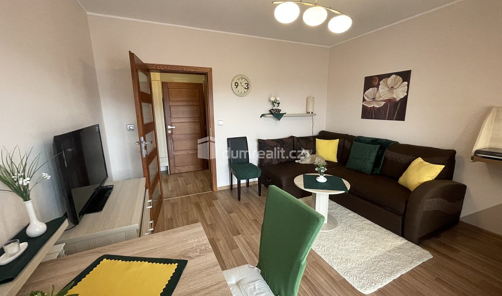 Pronájem bytu 2+kk 44 m², Luhačovice – náhled fotky 12
