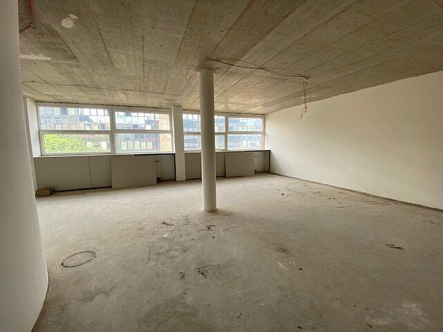 Pronájem kanceláře 87 m² – fotografie 2