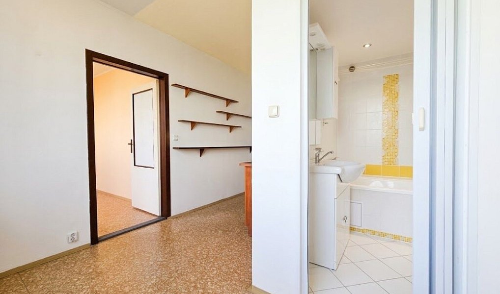 Prodej bytu 4+1 79 m², Jirkov – náhled fotky 13