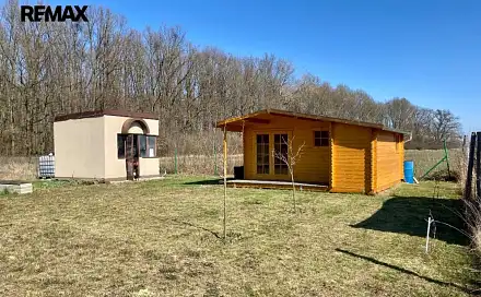 Prodej chaty/chalupy 15 m² s pozemkem 414 m², Vnorovy, okres Hodonín