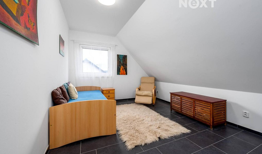 Prodej domu 130 m² s pozemkem 688 m², Králův Dvůr – náhled fotky 10