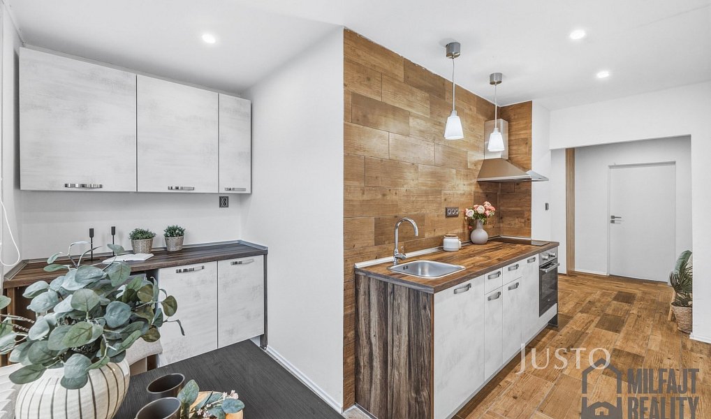Prodej bytu 2+1 58 m², Liberec – náhled fotky 3