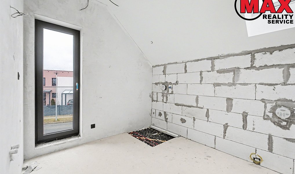 Prodej domu 181 m² s pozemkem 805 m², Vysoký Újezd – náhled fotky 12