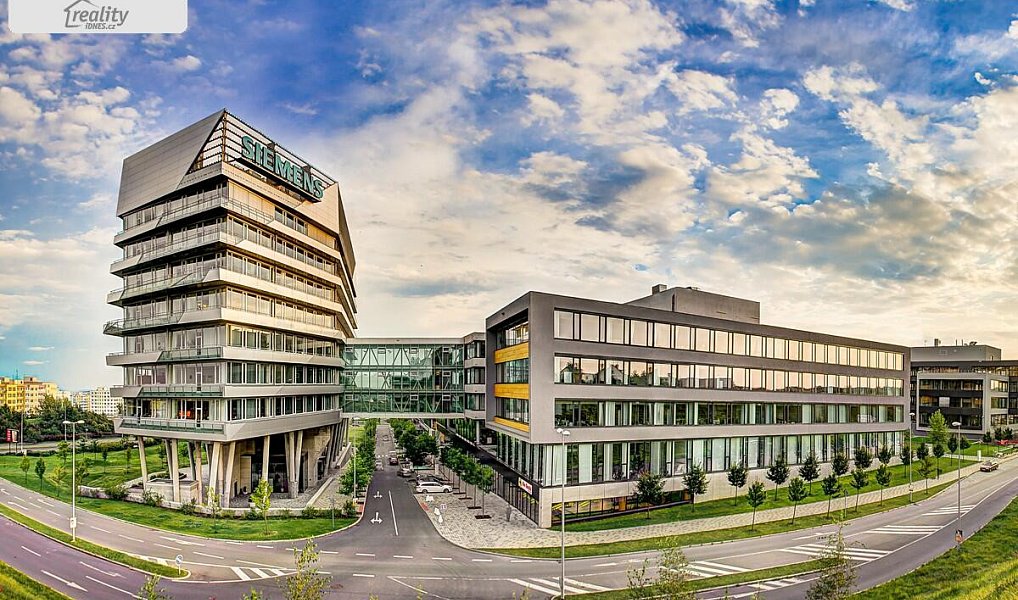 Pronájem kanceláře 560 m², Praha – fotka 1 z 7