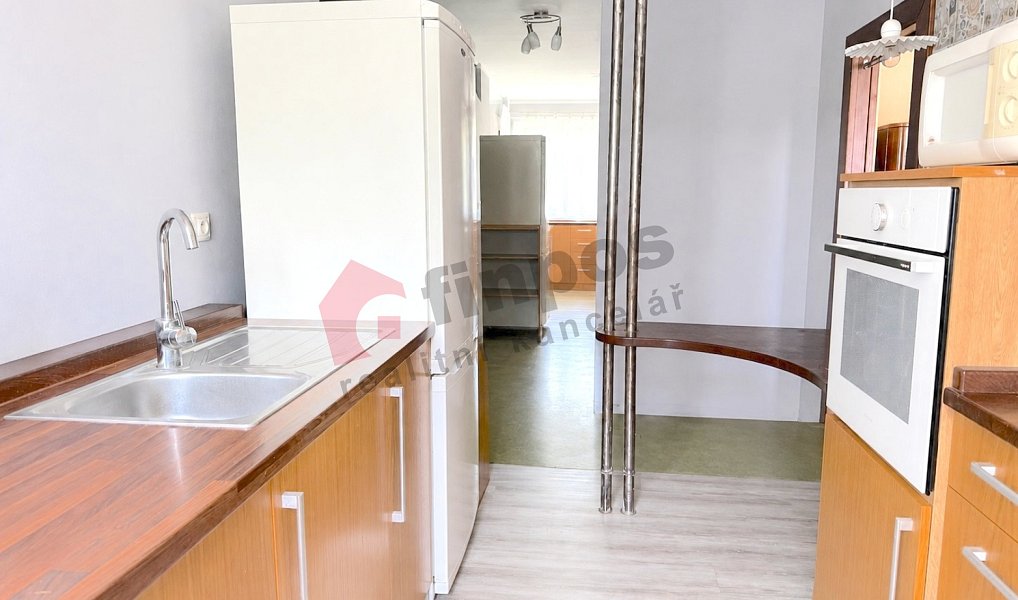 Pronájem bytu 3+1 65 m², Valašské Meziříčí – náhled fotky 2