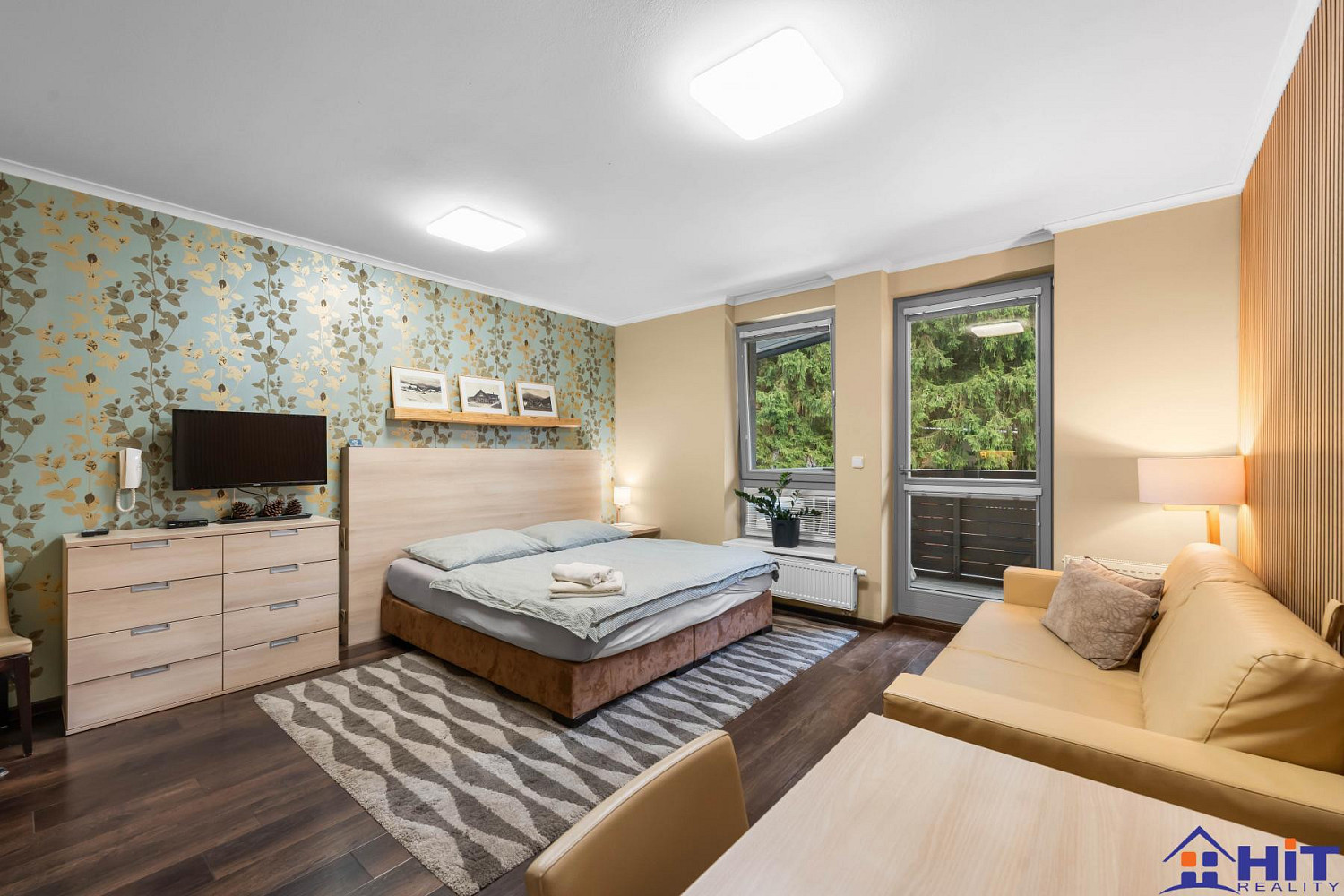 Prodej bytu 1+kk 37 m² — photo 2