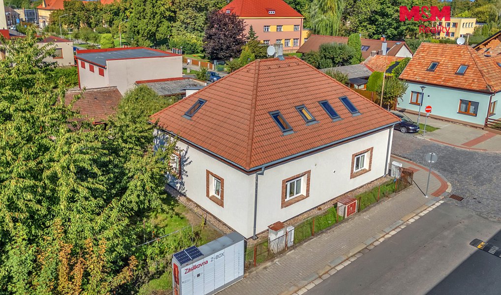 Prodej domu 150 m² s pozemkem 488 m², Holice – náhled fotky 2