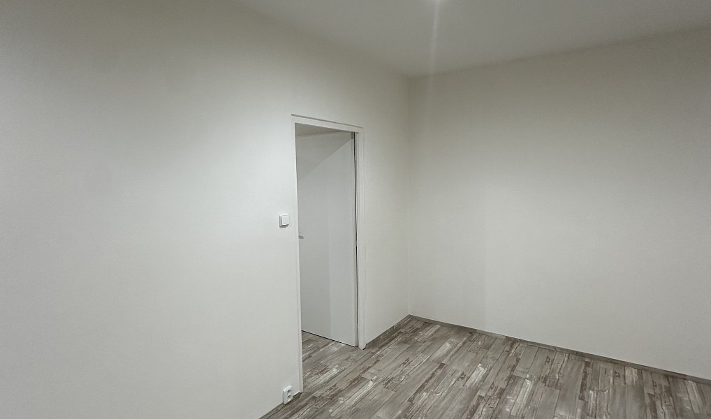 Pronájem bytu 2+1 56 m², Uherské Hradiště – náhled fotky 7