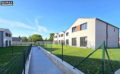Prodej domu 138 m² s pozemkem 212 m², Milovice, okres Nymburk
