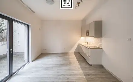 Prodej bytu 1+kk 32 m², Pod Barvířkou, Praha 5 - Smíchov