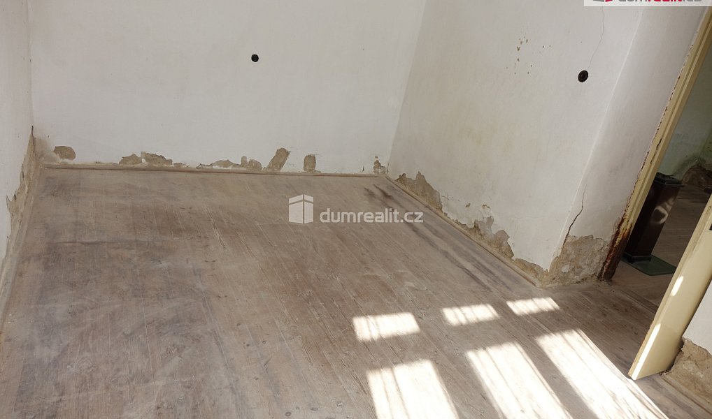 Prodej domu 100 m² s pozemkem 1 765 m², Bernartice – náhled fotky 6
