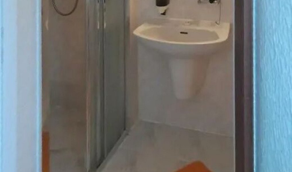 Prodej nájemního domu, činžáku 1 127 m², Karlovy Vary – náhled fotky 24
