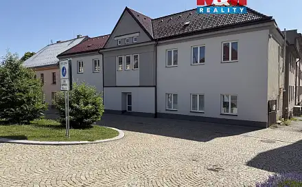 Pronájem obchodních prostor 260 m², Náměstí, Nasavrky, okres Chrudim