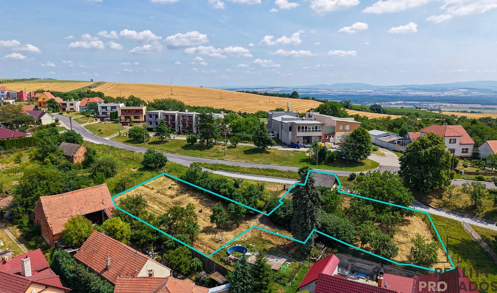 Prodej stavebního pozemku 1 206 m², Vážany – náhled fotky 2