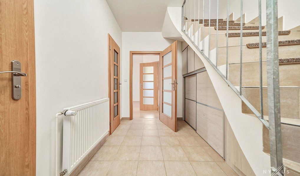 Pronájem domu 117 m² s pozemkem 306 m², Hostouň – náhled fotky 18