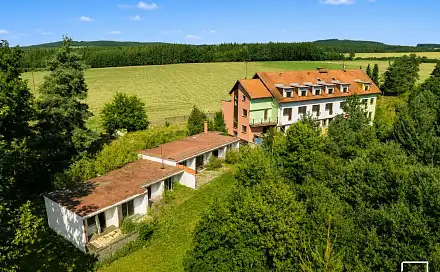Prodej nájemního domu, činžáku 1 800 m², Dražíč, okres České Budějovice