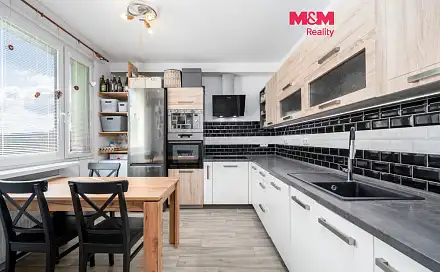 Prodej bytu 3+1 78 m², Rabasova, Ústí nad Labem - Severní Terasa