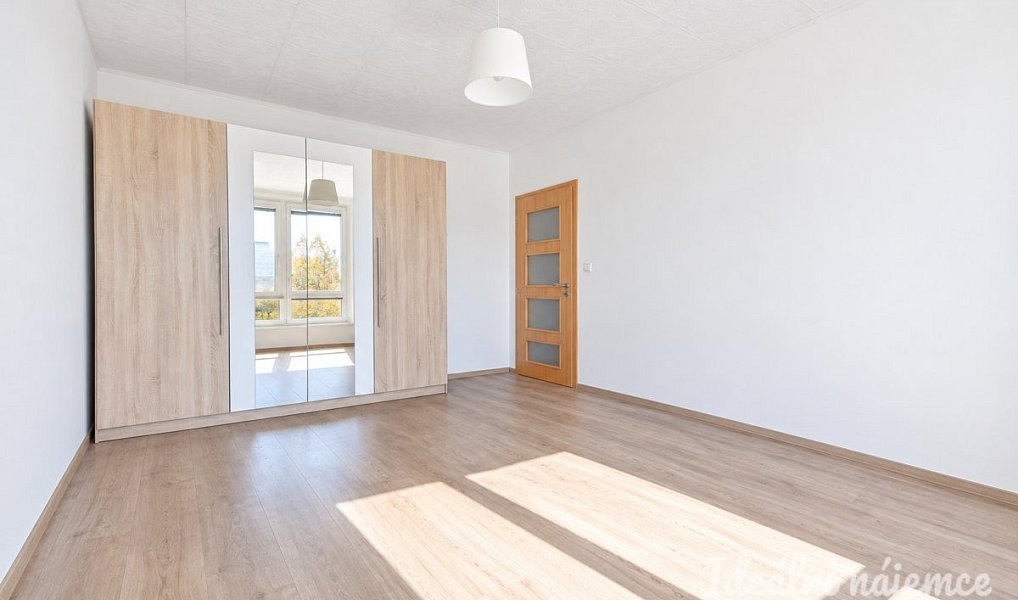 Pronájem bytu 3+1 80 m², Rosice – náhled fotky 8