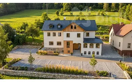 Prodej domu 634 m² s pozemkem 2 171 m², Rokytnice nad Jizerou - Dolní Rokytnice, okres Semily