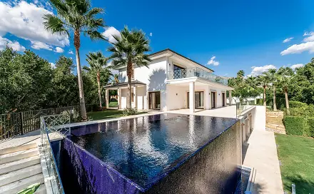 Prodej vily 1 023 m², Marbella, Costa del Sol, Španělsko