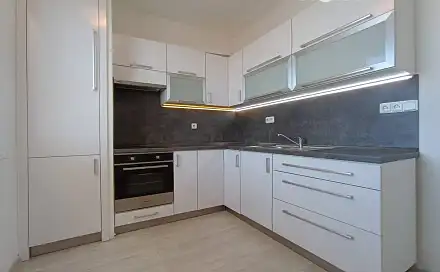 Pronájem bytu 2+1 54 m², Husova, Chrudim - Chrudim IV