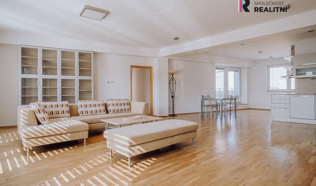 Pronájem bytu 5+kk 178 m², Kroměříž – náhled fotky 5
