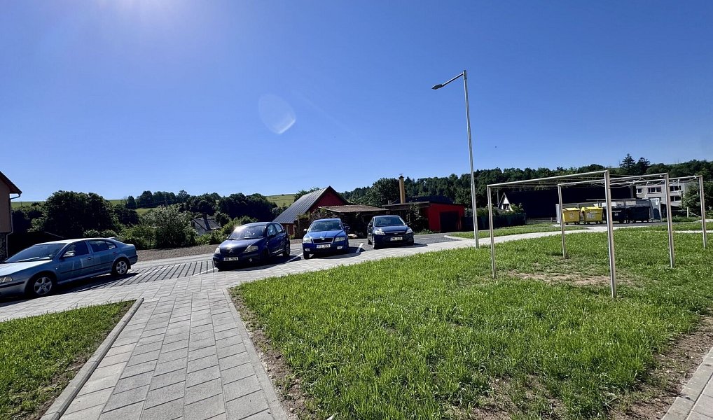 Prodej bytu 5+kk 102 m², Huzová – náhled fotky 23