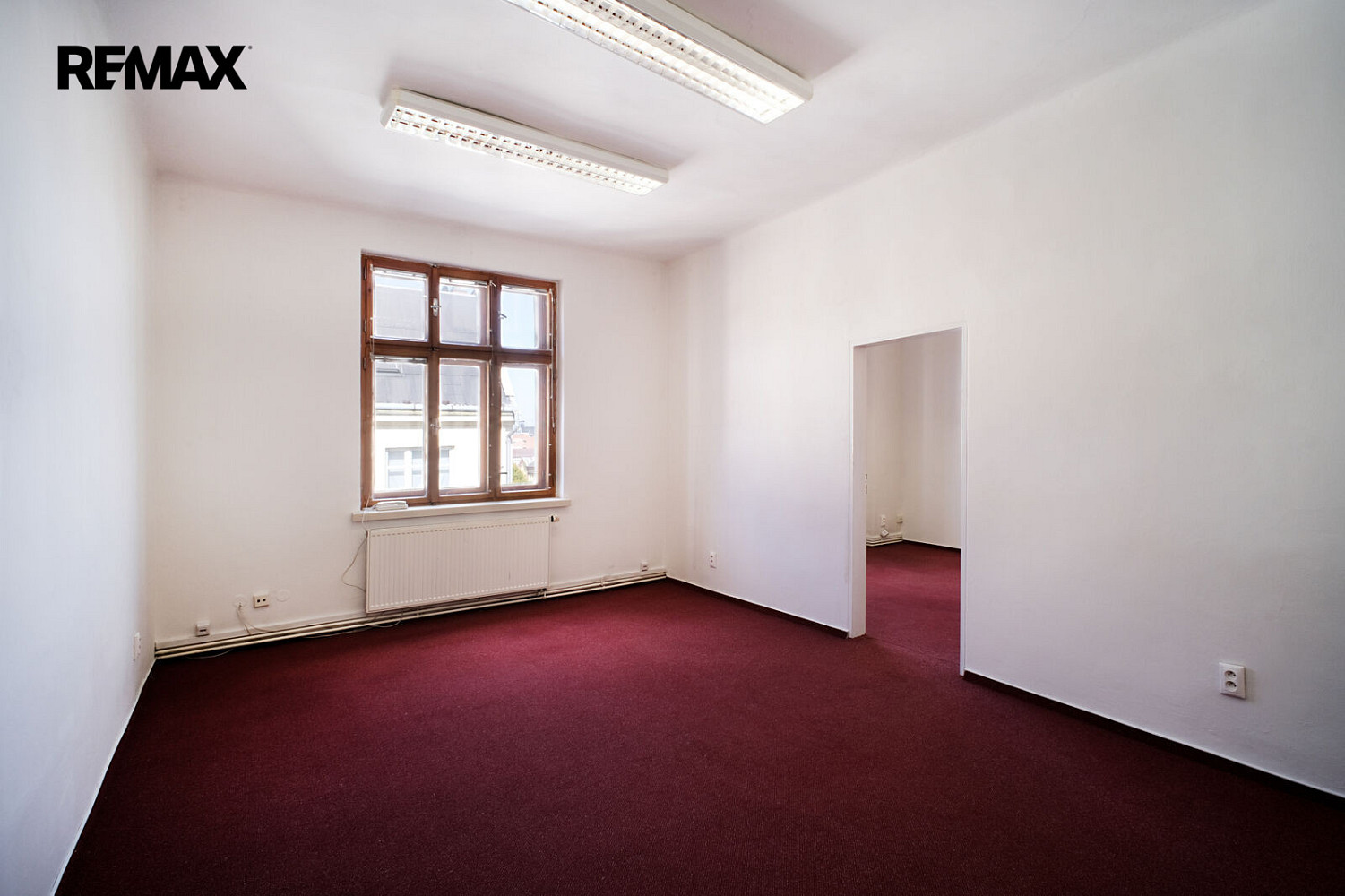 Pronájem kanceláře 41 m² – fotografie 2