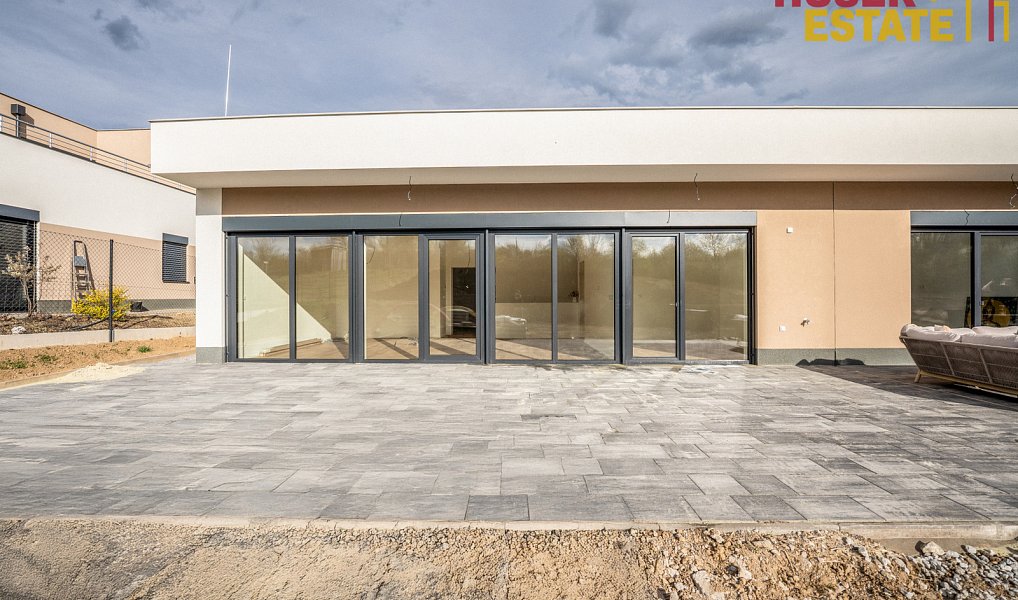 Prodej domu 197 m² s pozemkem 737 m², Holubice – náhled fotky 3