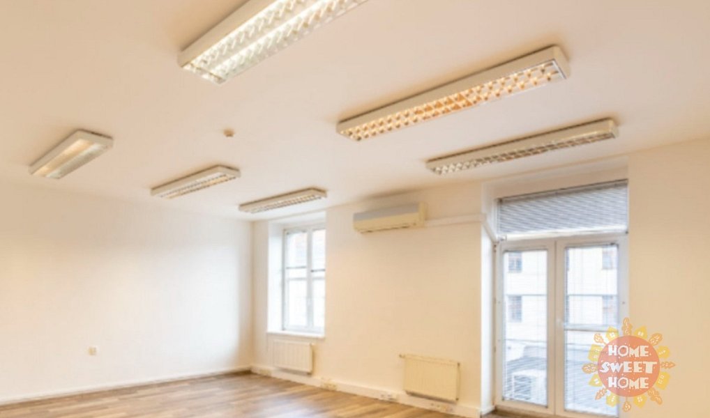Pronájem kanceláře 25 m², Praha – fotka 1 z 8