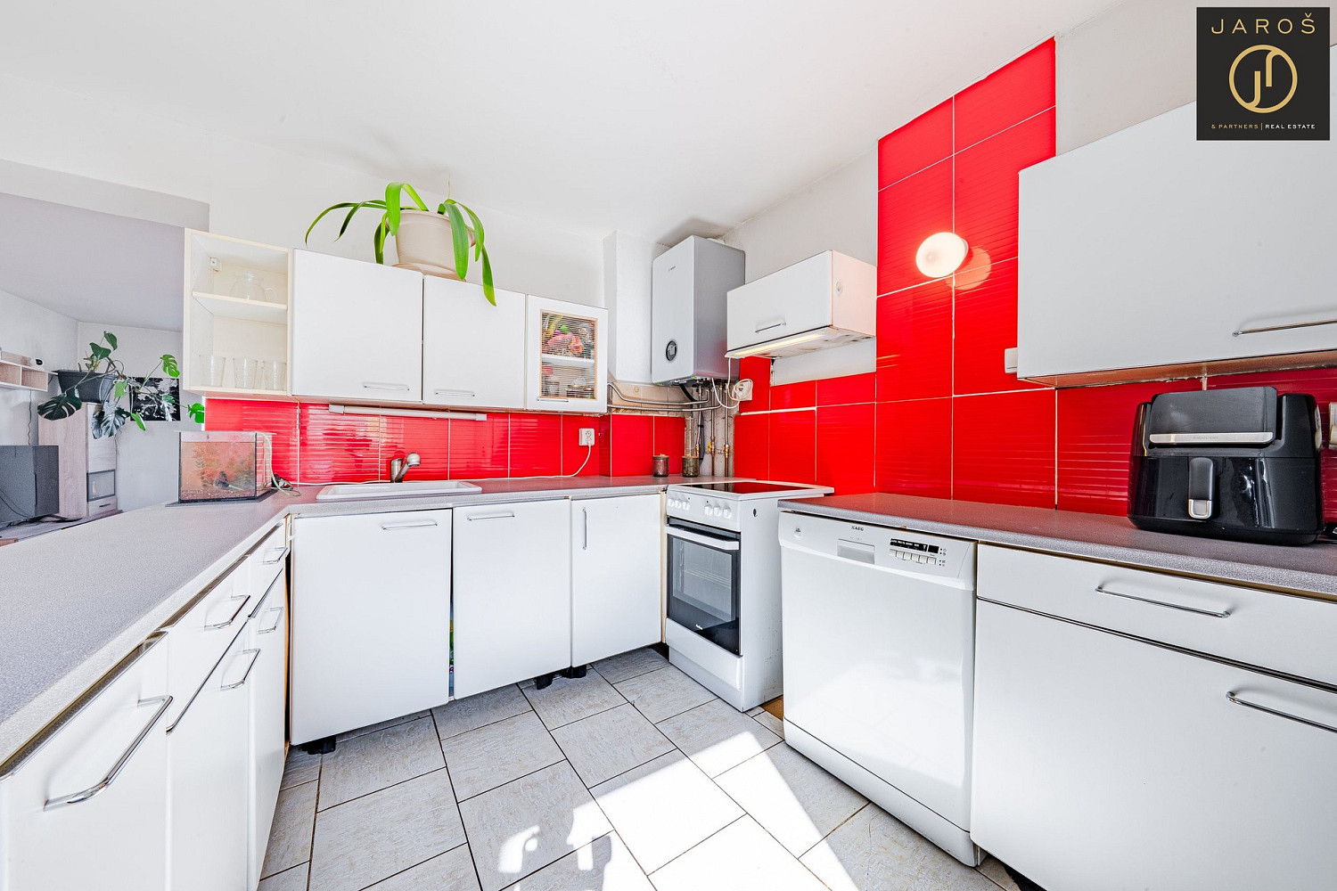 Prodej bytu 2+1 65 m² — photo 3