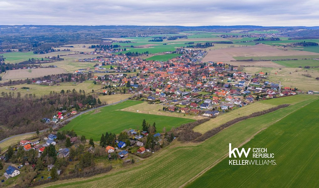 Prodej stavebního pozemku 660 m², Malá Hraštice – náhled fotky 10