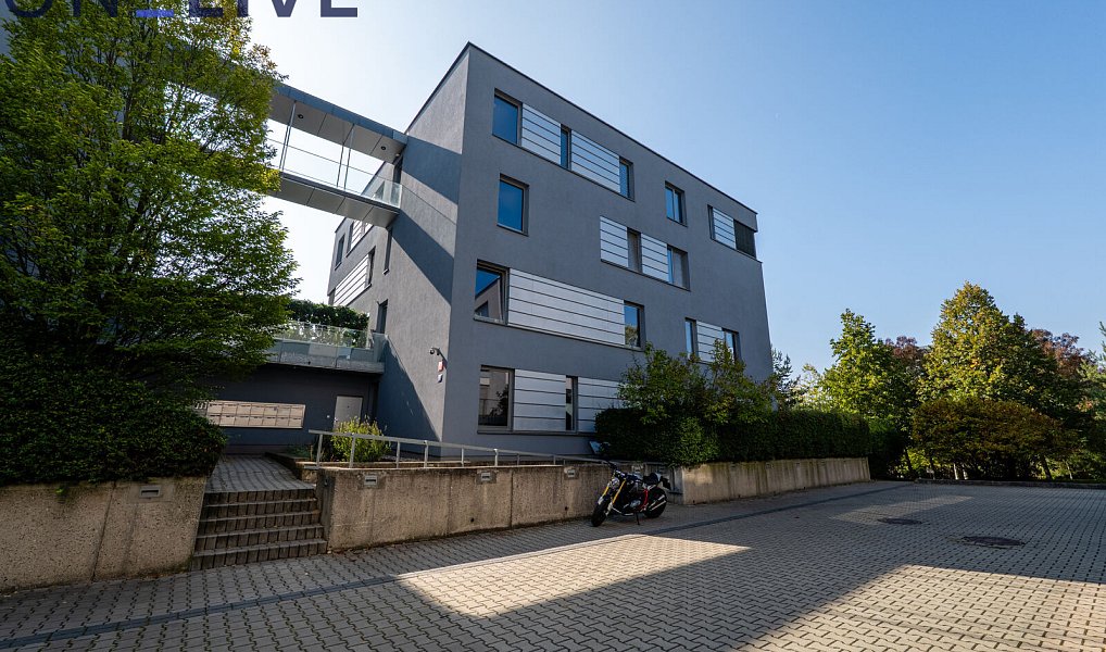 Prodej bytu 2+kk 80 m², Praha – náhled fotky 3