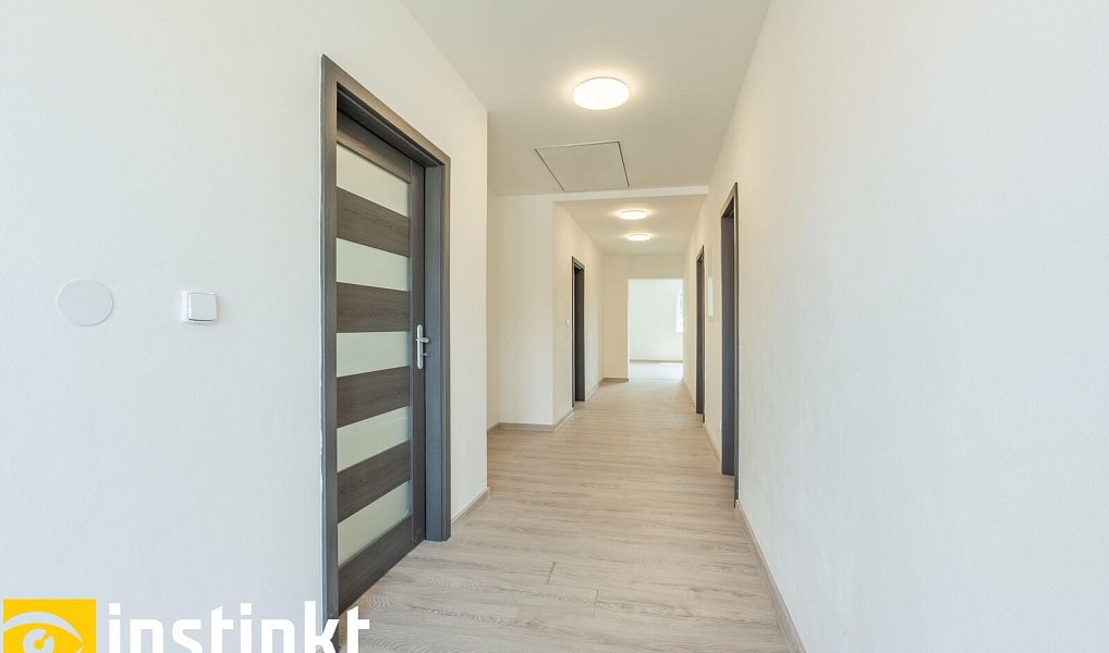 Prodej domu 220 m² s pozemkem 1 450 m², Dolní Lukavice – náhled fotky 23