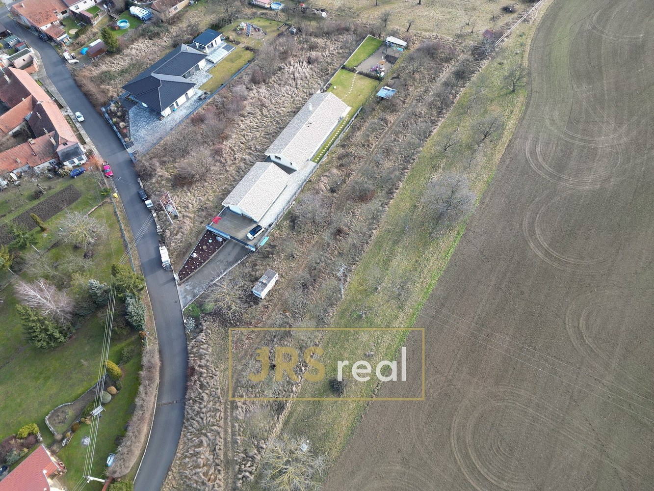 Prodej stavebního pozemku 2 239 m² – fotografie 4