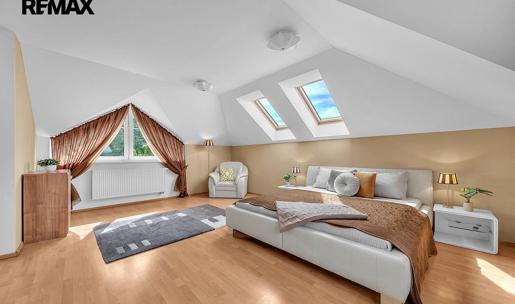 Prodej domu 224 m² s pozemkem 939 m², Zdiby – náhled fotky 4