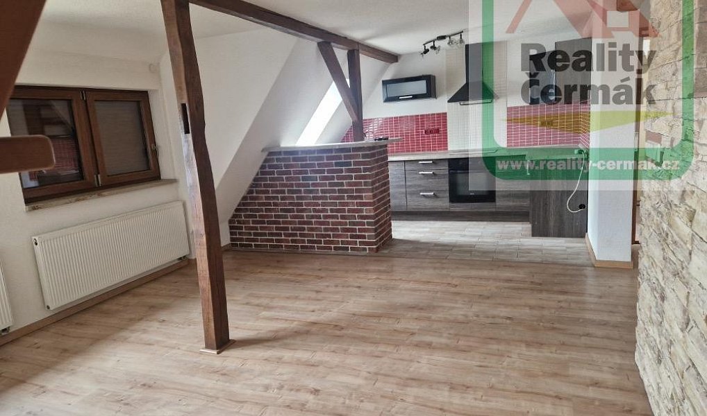 Prodej bytu 3+kk 101 m², Holýšov – náhled fotky 3