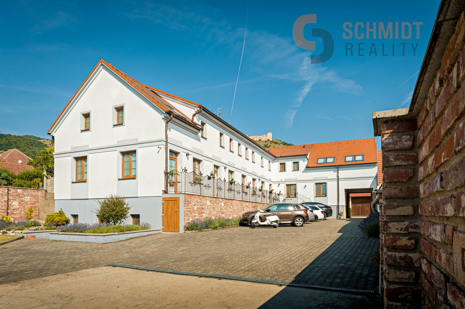 Prodej ubytovacího objektu 605 m²