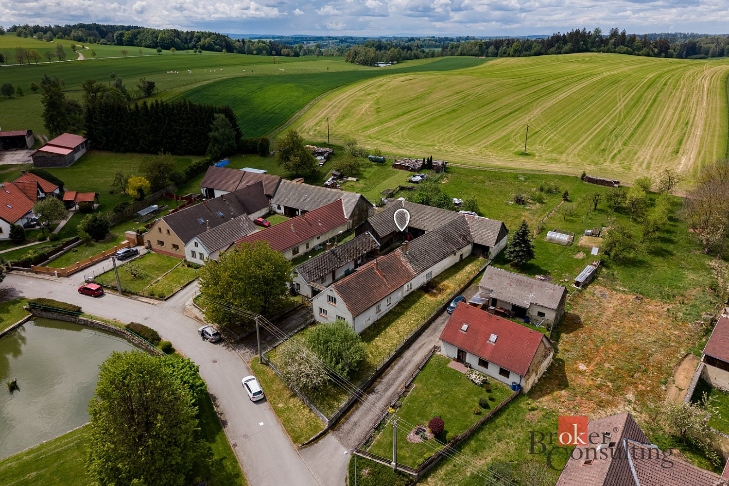 Prodej domu 400 m² s pozemkem 952 m² — photo 2